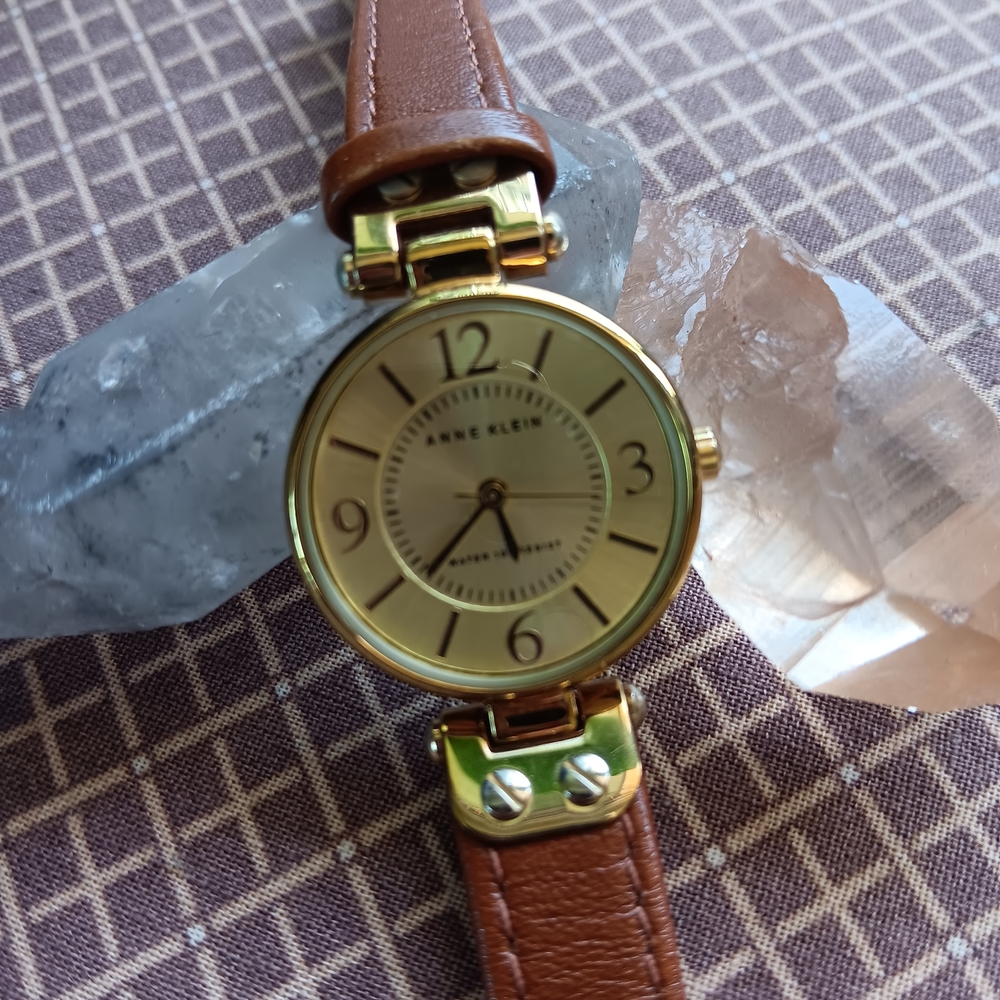 Anne Klein watchGold Dial w/ Brown Strap, Like New Condition. Working Battery.